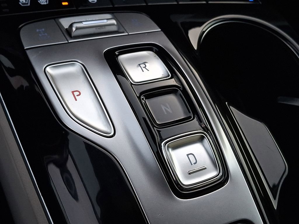 Used 2023 Hyundai Tucson Limited image 14