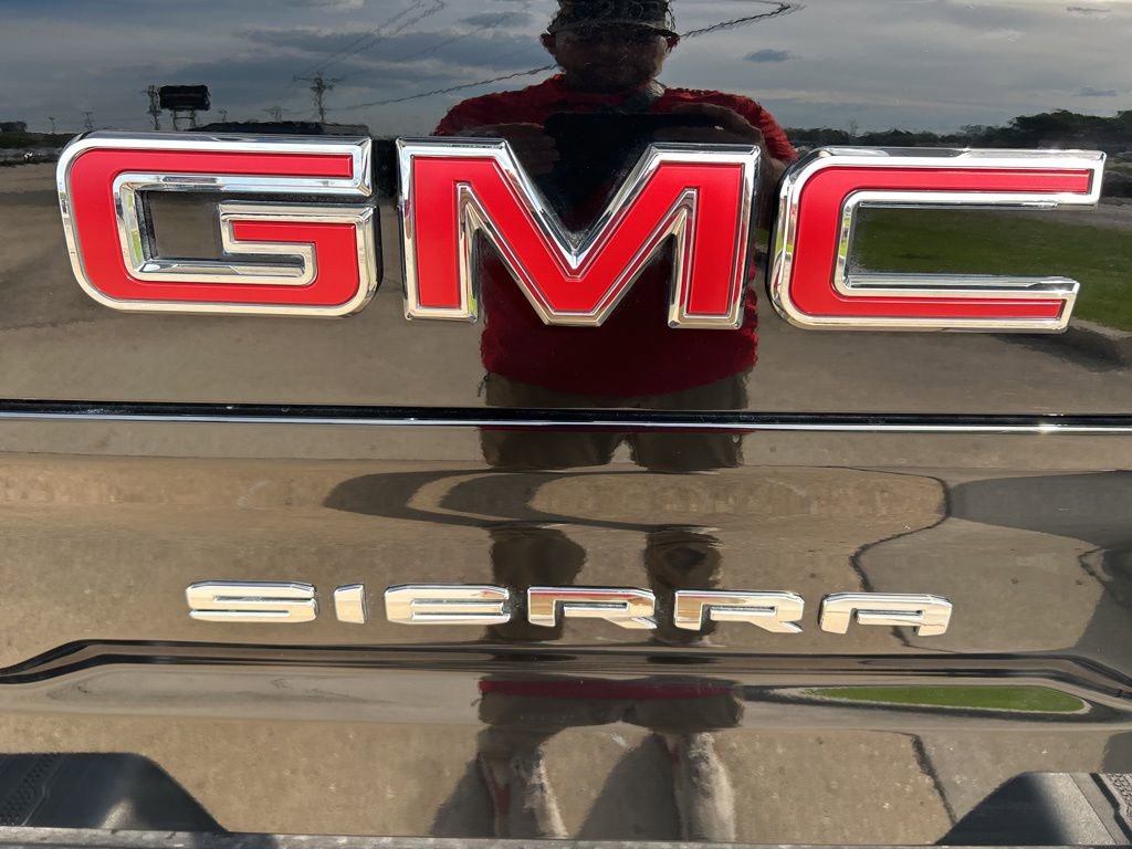 Used 2026 GMC Sierra 1500 AT4 w/ AT4 Premium Package image 29