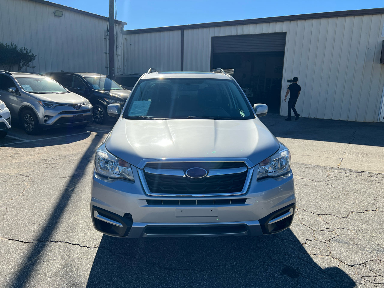 Used 2018 Subaru Forester 2.5i Premium w/ All-Weather Package image 19