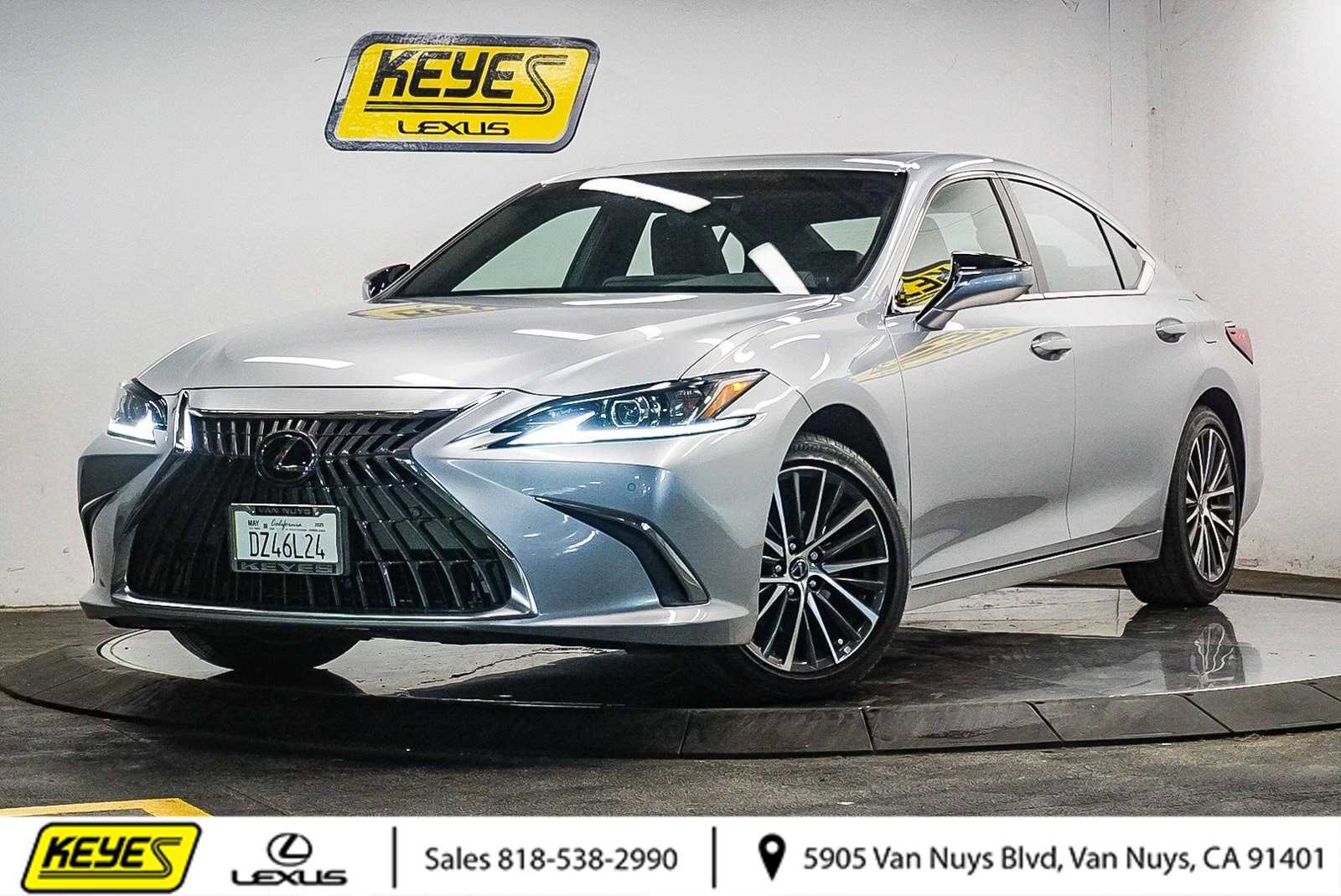 Used 2025 Lexus ES 300h w/ Premium Package