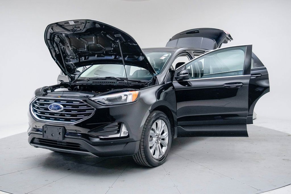 Used 2024 Ford Edge Titanium image 17