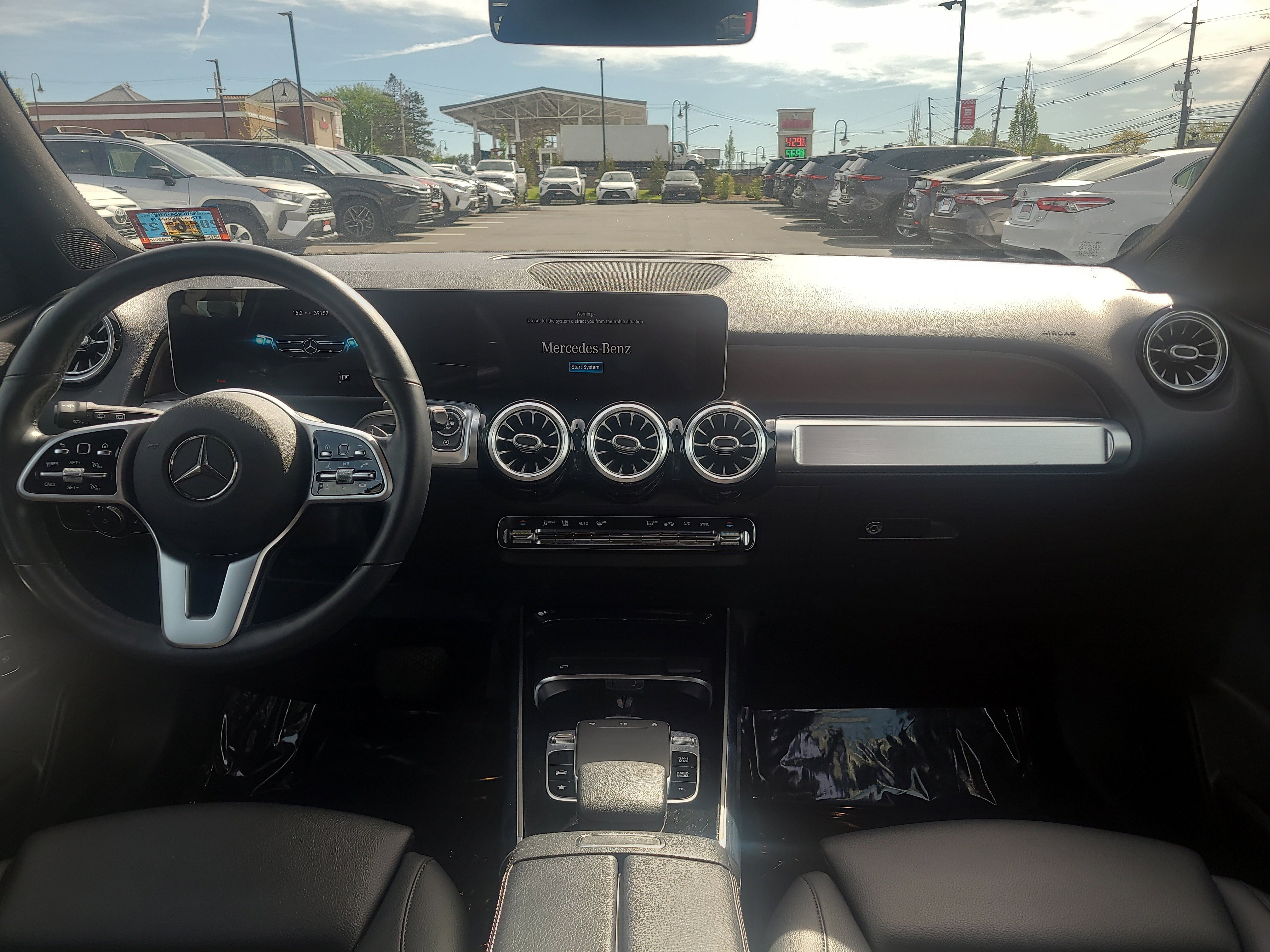 Used 2020 Mercedes-Benz GLB 250 4MATIC image 19