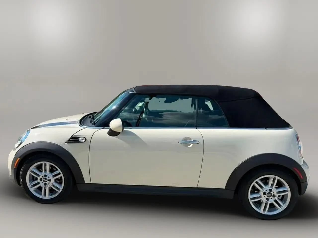 Used 2014 MINI Cooper Convertible FWD image 4