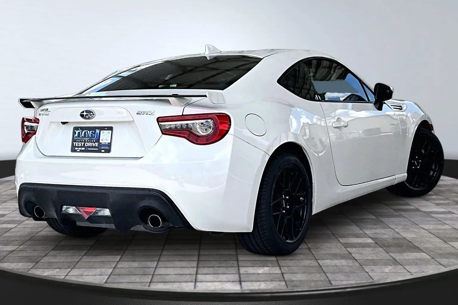 Used 2018 Subaru BRZ Premium w/ Popular Package #1 RWD image 6