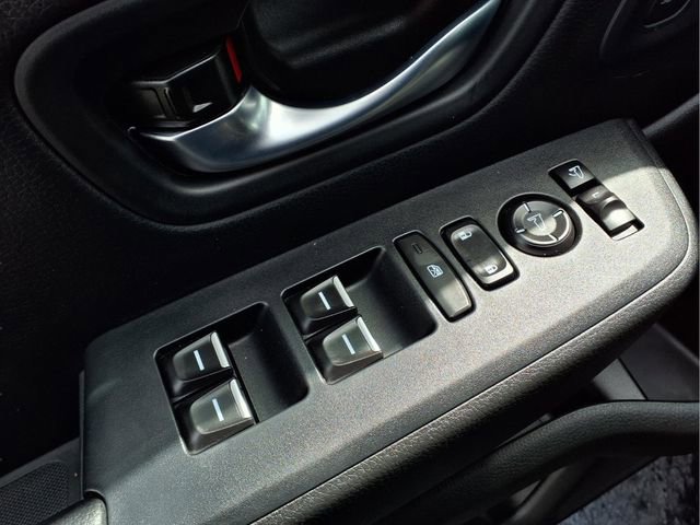 Used 2025 Honda Pilot Black Edition image 19