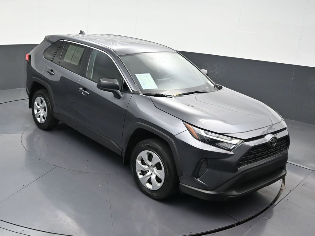 Used 2024 Toyota RAV4 LE image 21