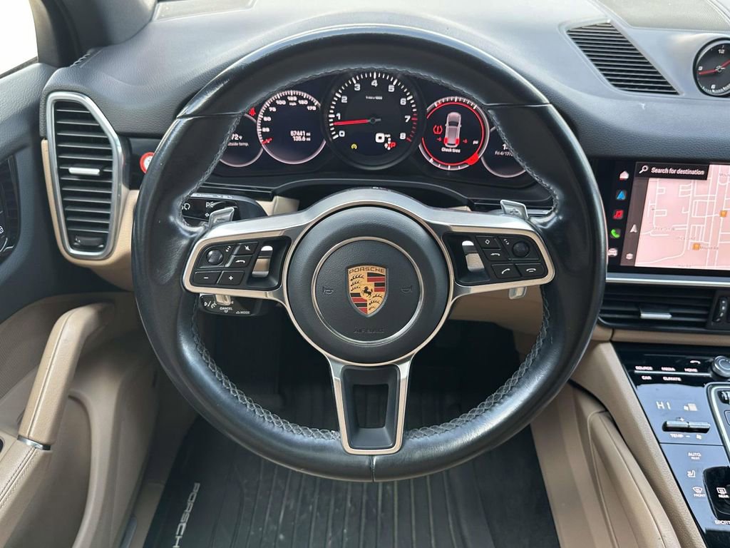 Used 2022 Porsche Cayenne Platinum Edition AWD/4WD image 16