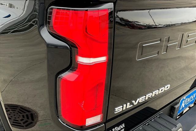 Used 2024 Chevrolet Silverado 2500 LTZ w/ LTZ Premium Package AWD/4WD image 24