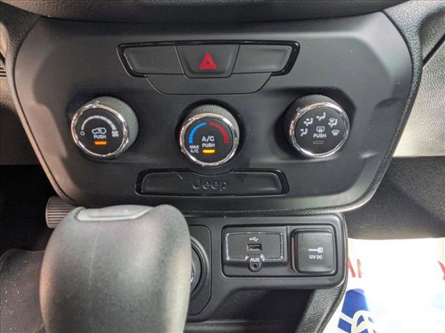 Used 2019 Jeep Renegade Sport AWD/4WD image 16