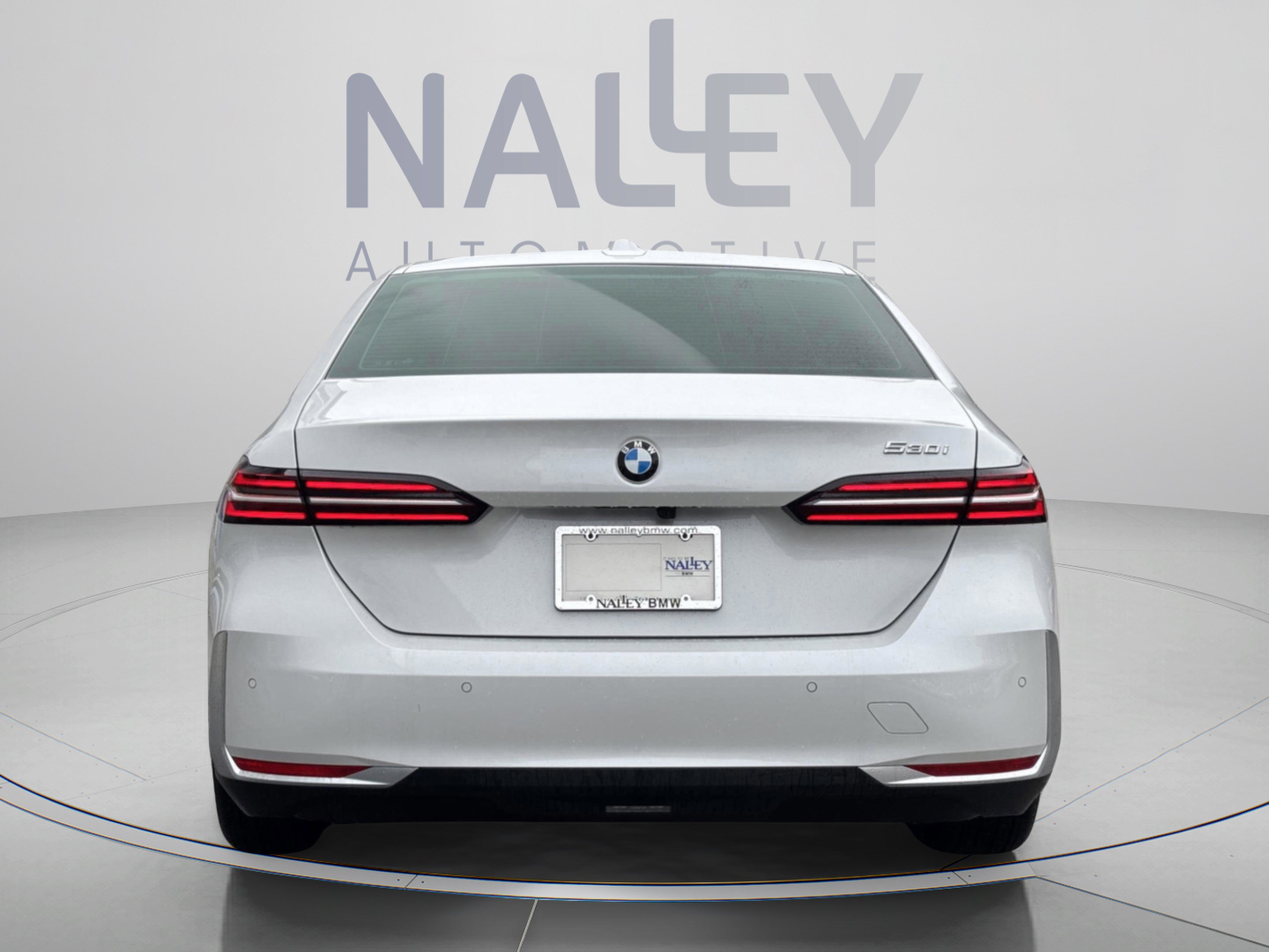 Used 2026 BMW 530i RWD image 3