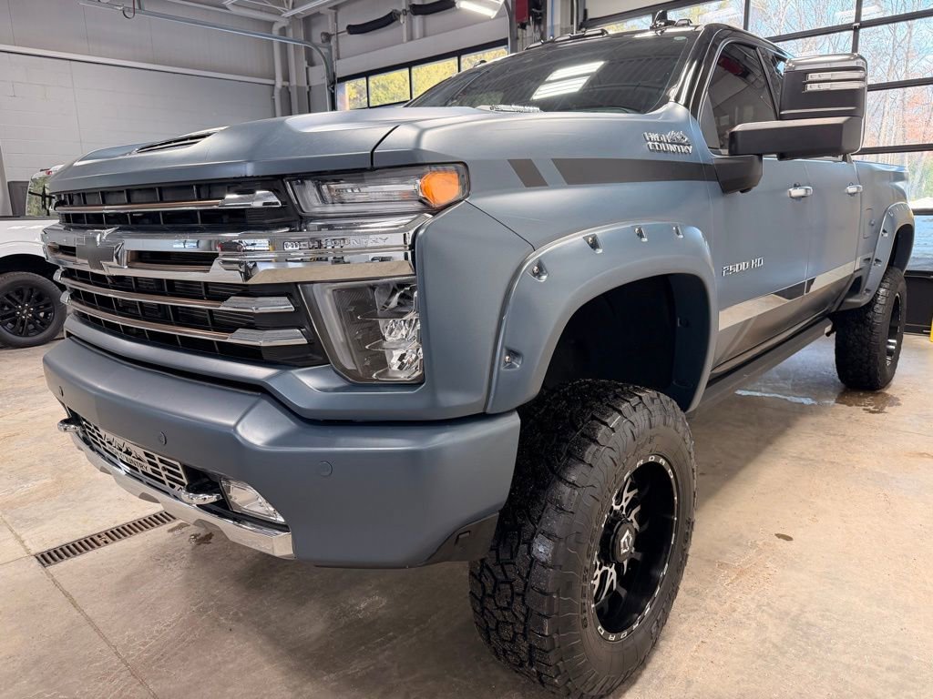 Used 2022 Chevrolet Silverado 2500 High Country w/ Z71 Off-Road Package AWD/4WD image 5