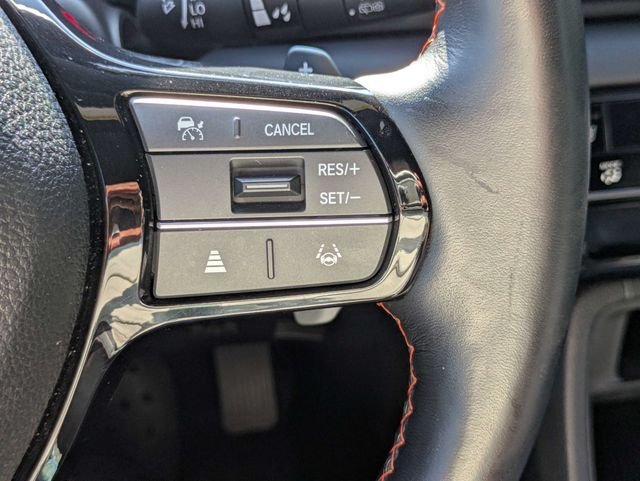 Used 2025 Honda Pilot TrailSport image 28