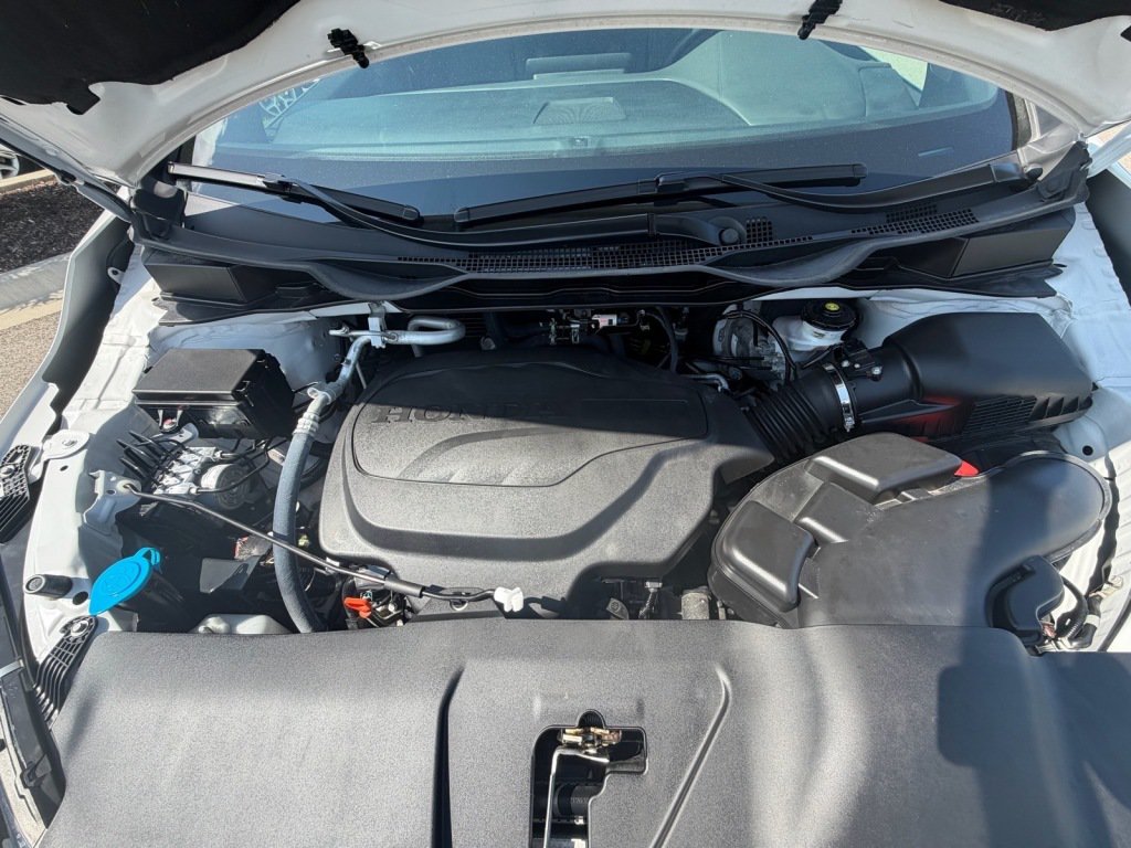 Used 2024 Honda Odyssey Sport image 3