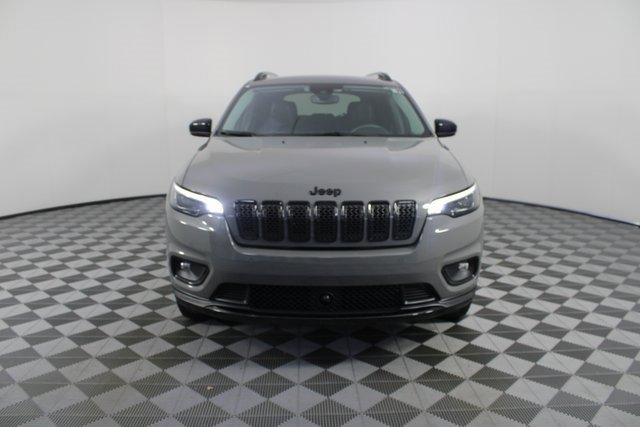 Used 2023 Jeep Cherokee Altitude Lux image 26