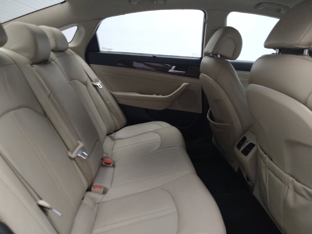 Used 2017 Hyundai Sonata Limited w/ Tech Package 03 FWD image 19