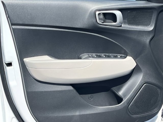 New 2026 Hyundai Venue SEL FWD image 22