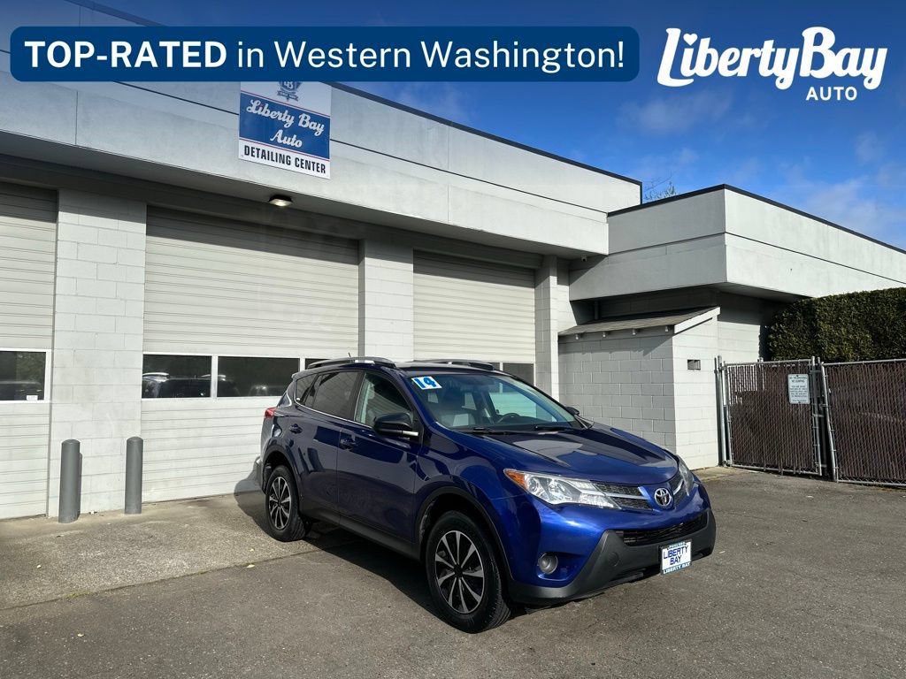 Used 2014 Toyota RAV4 LE FWD image 11