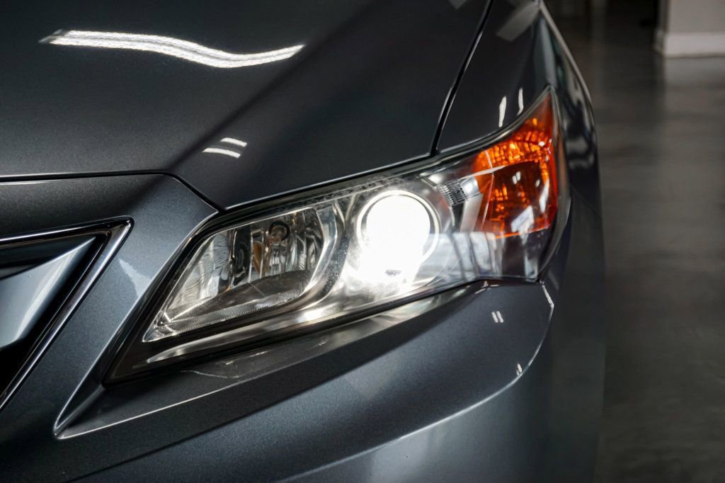 Used 2014 Acura ILX w/ Premium Package FWD image 68