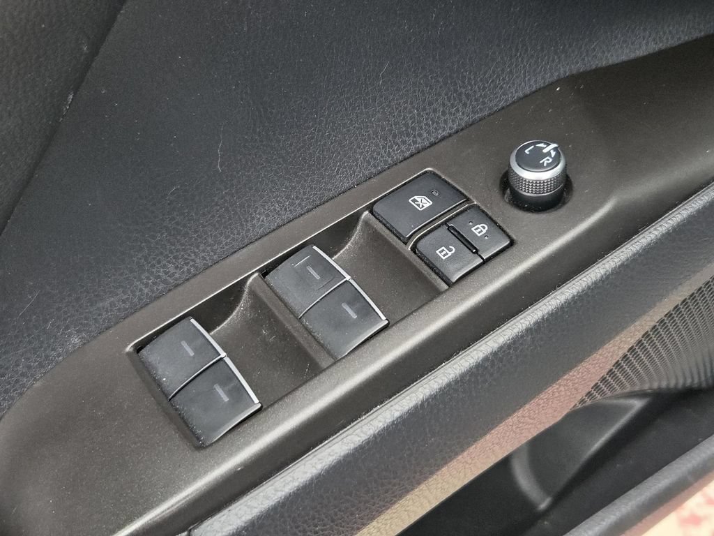 Used 2023 Toyota Camry XLE FWD image 16