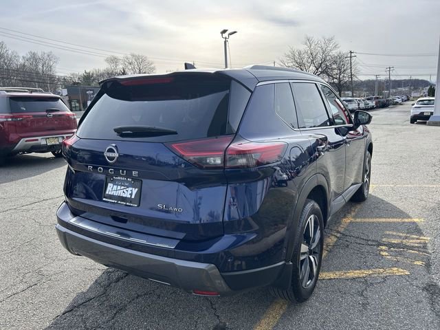 Certified 2025 Nissan Rogue SL image 8