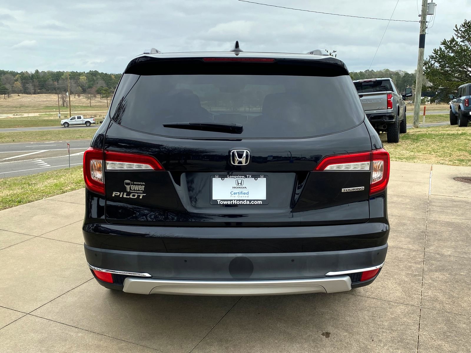 Used 2019 Honda Pilot Touring image 5