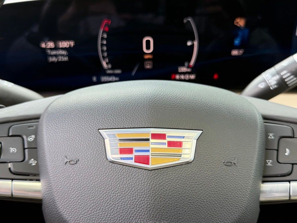 Certified 2024 Cadillac XT4 Premium Luxury w/ Technology Package FWD image 27