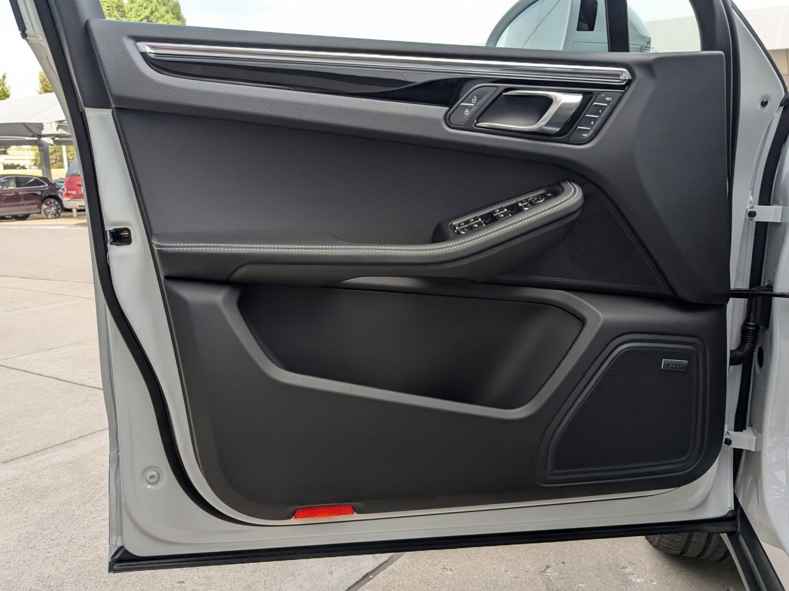 New 2026 Porsche Macan S image 13