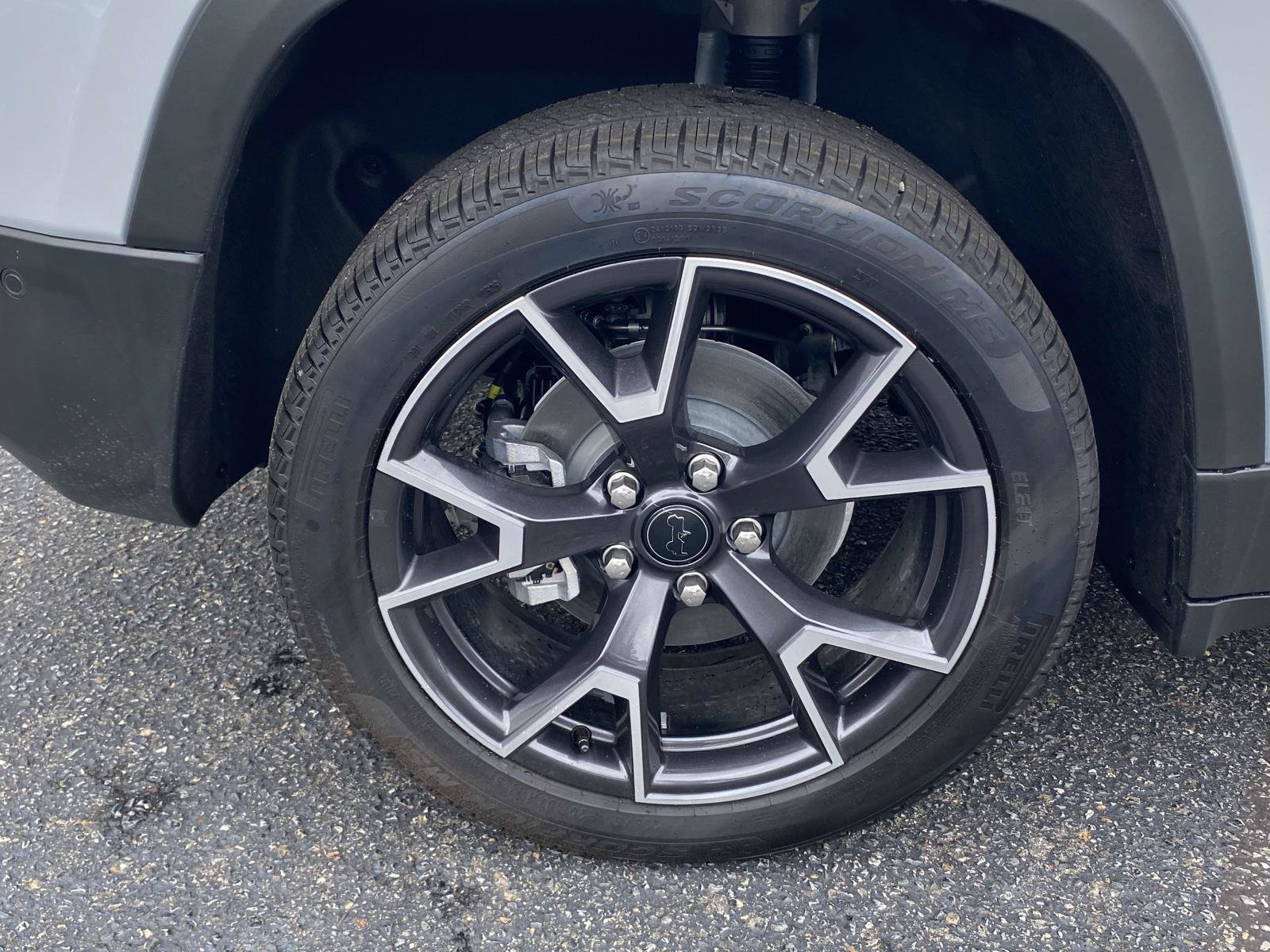 New 2026 Jeep Cherokee Overland AWD/4WD image 8