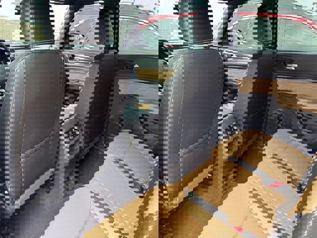 Used 2023 Volkswagen Atlas Cross Sport SE w/ Panoramic Sunroof Package image 27