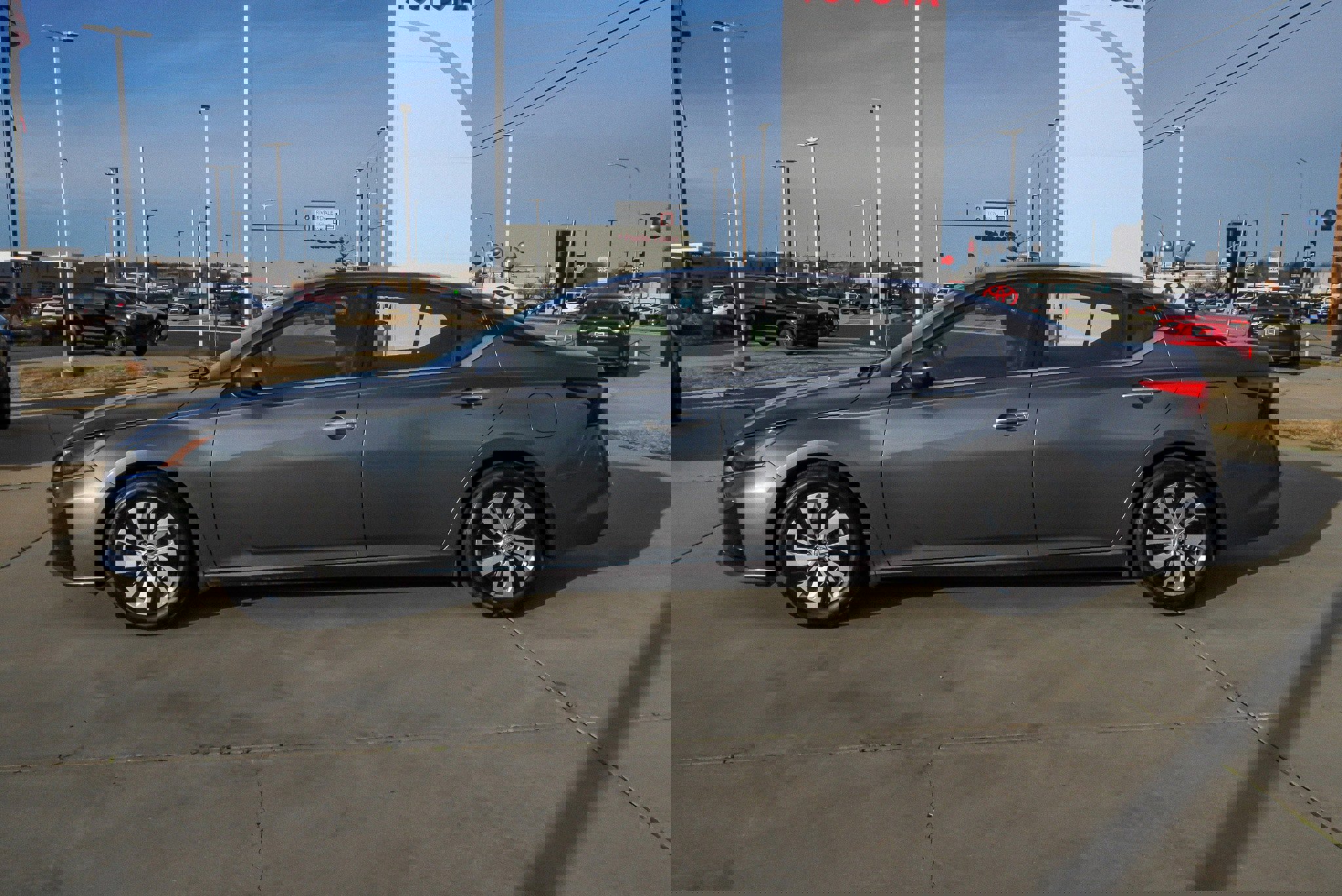 Used 2023 Nissan Altima 2.5 S image 5