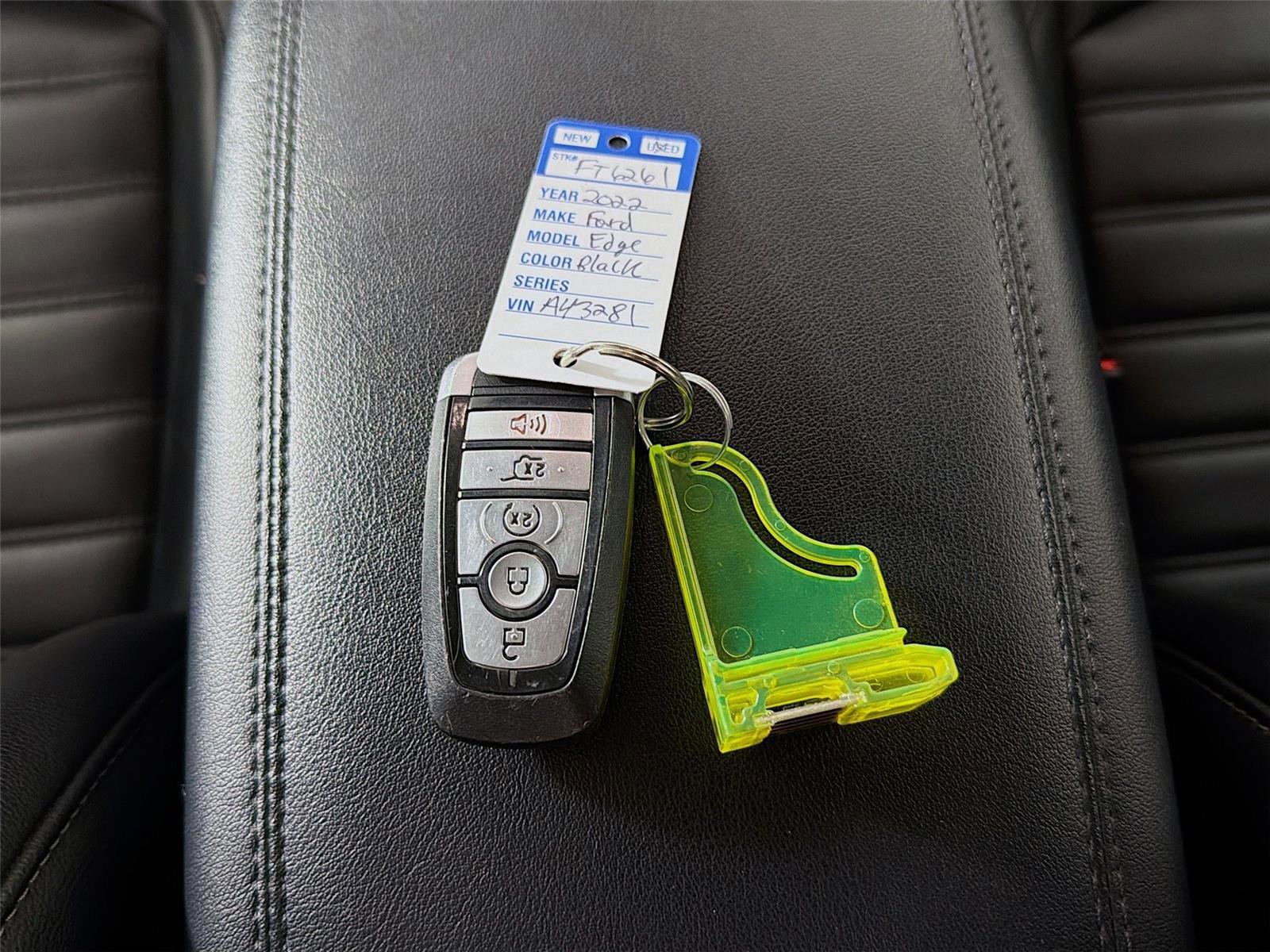 Used 2022 Ford Edge SEL w/ Convenience Package image 32