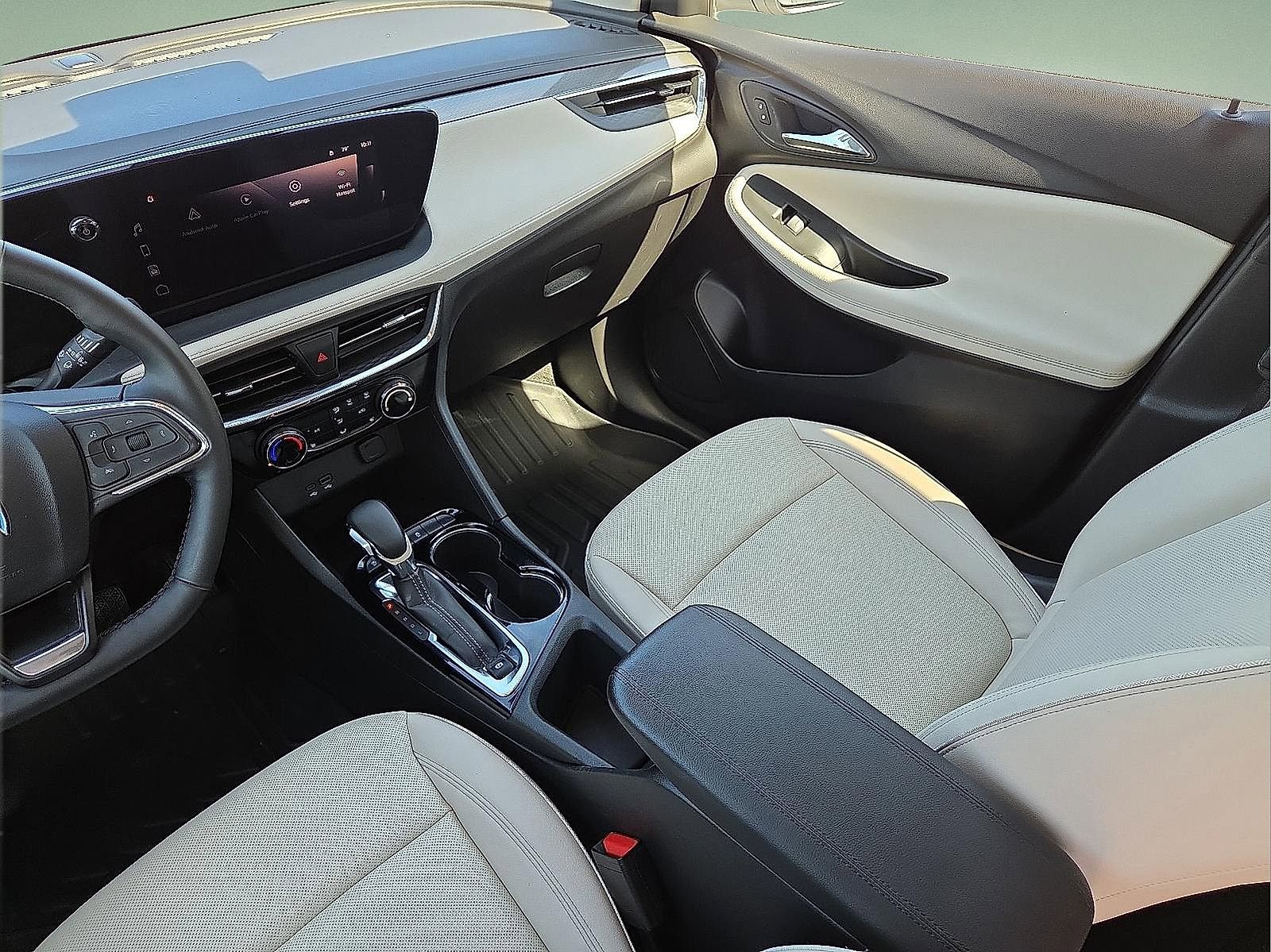 Used 2025 Buick Encore GX Sport Touring w/ Comfort Package FWD image 12