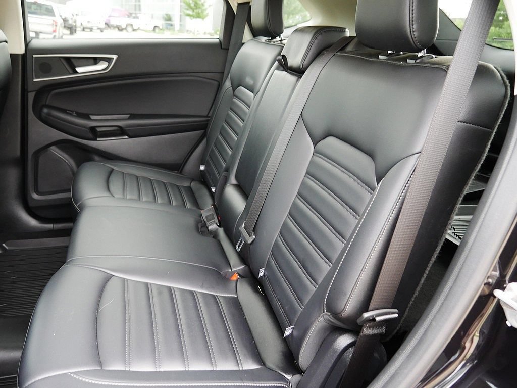 Used 2024 Ford Edge SEL w/ Convenience Package AWD/4WD image 17
