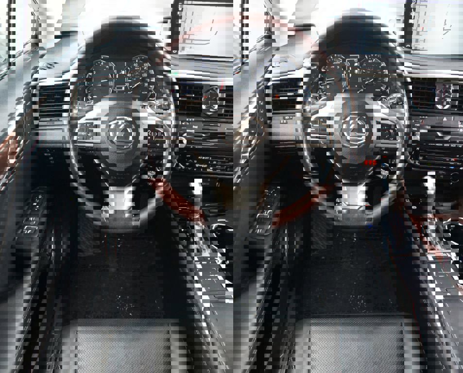 Used 2022 Lexus RX 350 FWD w/ Premium Package image 5