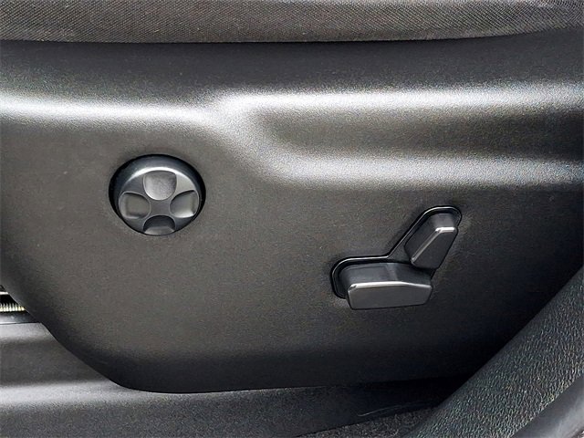 Certified 2023 Dodge Durango GT image 34