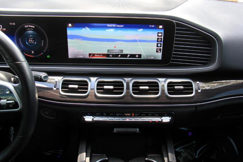 Used 2020 Mercedes-Benz GLE 350 w/ Premium Package image 16