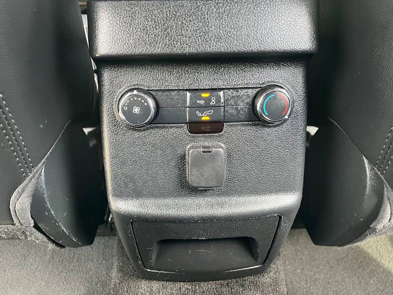 Used 2019 Ford Explorer Sport image 39