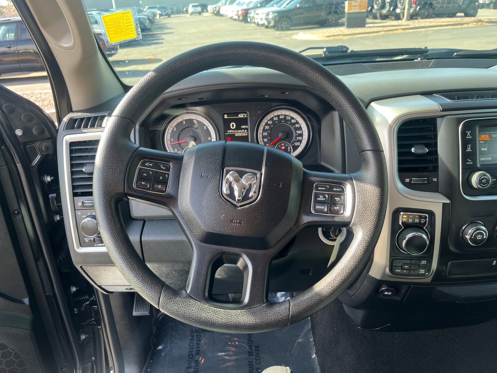 Used 2016 RAM 1500 Classic SLT image 9