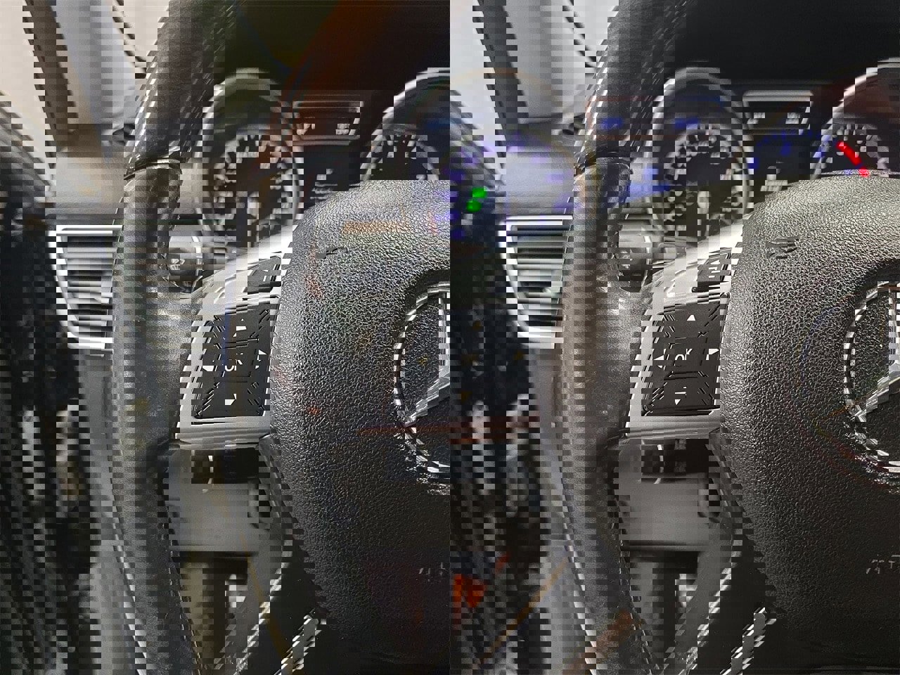 Used 2015 Mercedes-Benz ML 350 2WD image 17