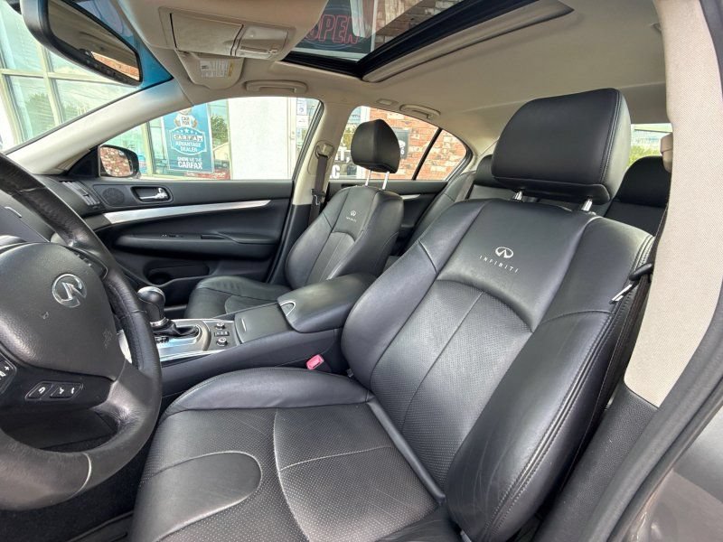 Used 2013 INFINITI G37 x Sedan w/ Premium Pkg AWD/4WD image 12