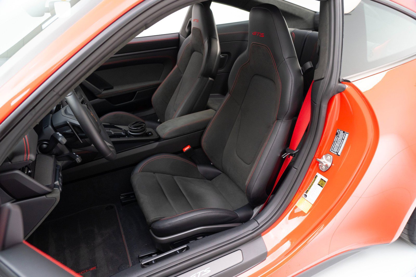 Certified 2025 Porsche 911 Carrera GTS image 5