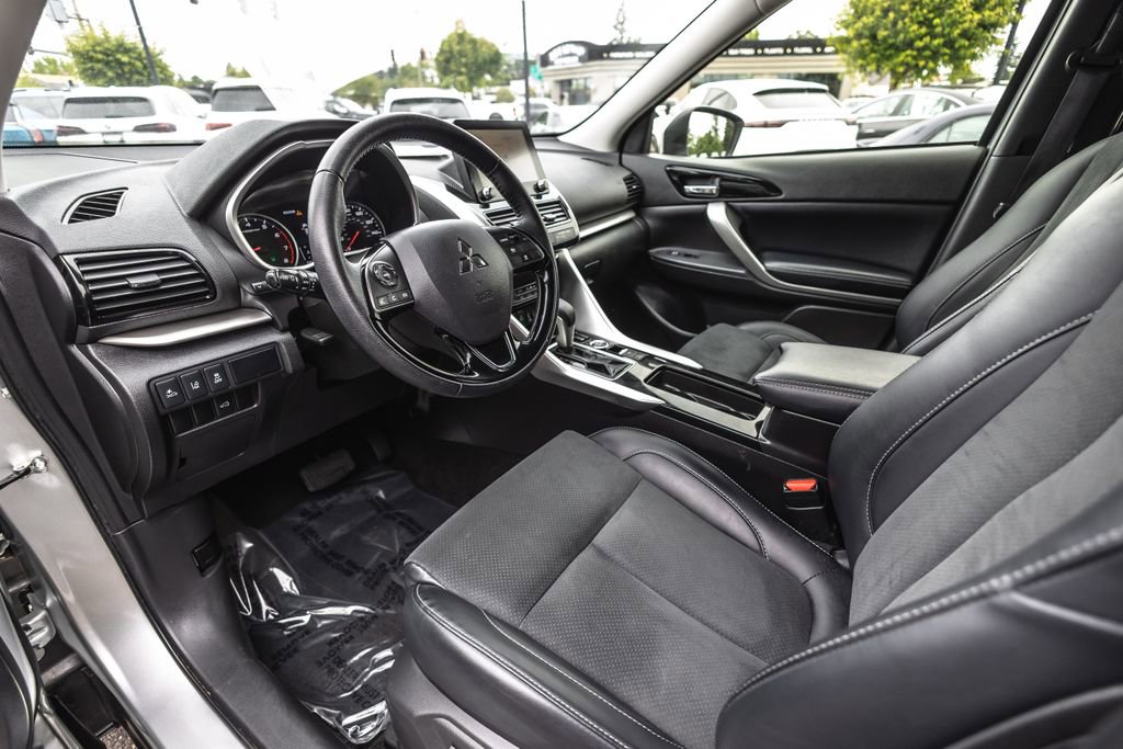 Used 2025 Mitsubishi Eclipse Cross SE AWD/4WD image 11