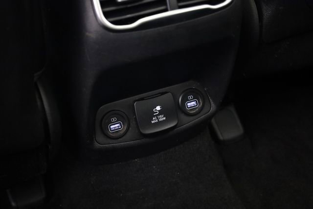 Used 2023 Hyundai Santa Fe Limited image 29