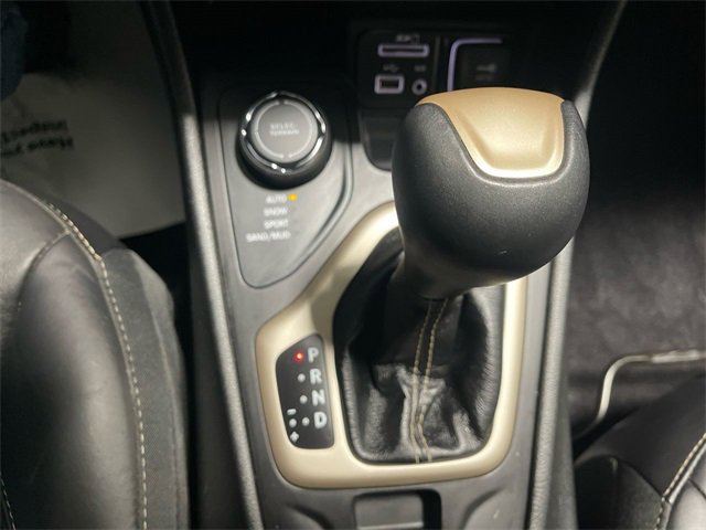 Used 2018 Jeep Cherokee Limited image 19