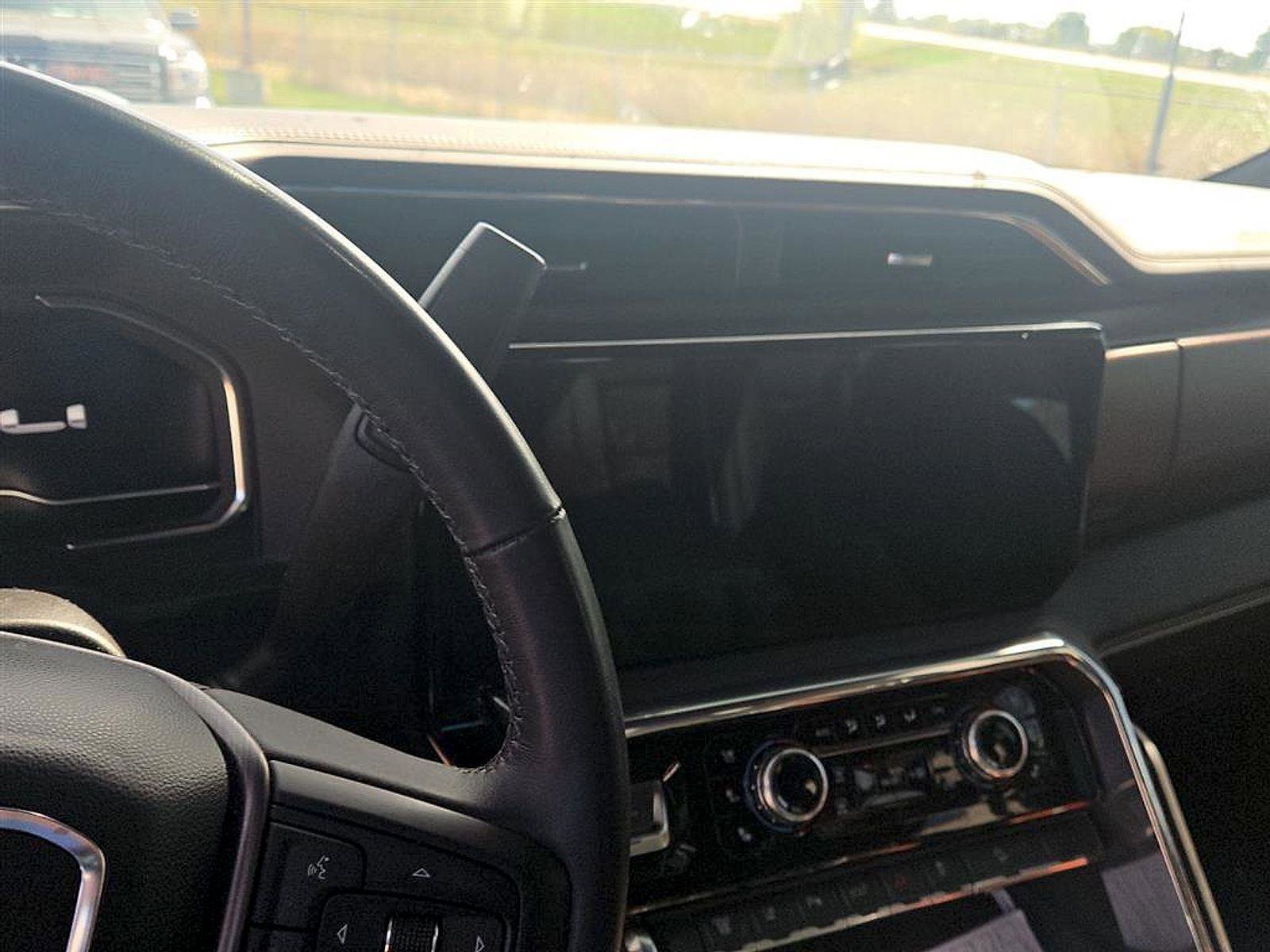 Used 2025 GMC Sierra 3500 Denali Ultimate image 13