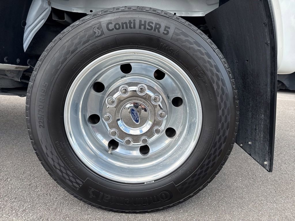 Used 2022 Ford F450 Limited w/ FX4 Off-Road Package image 13