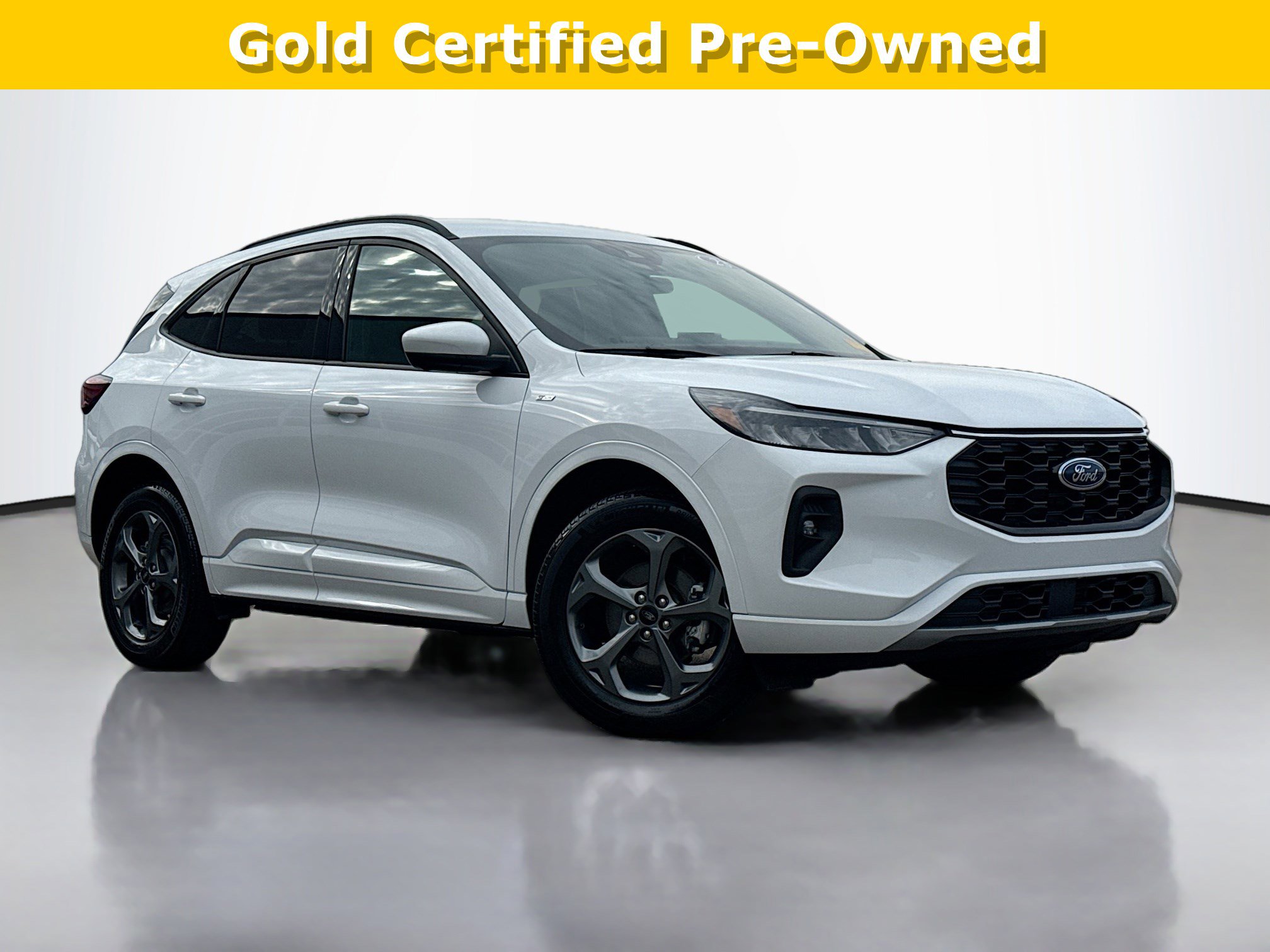 Certified 2023 Ford Escape ST-Line Select w/ Tech Pack #2 image 1