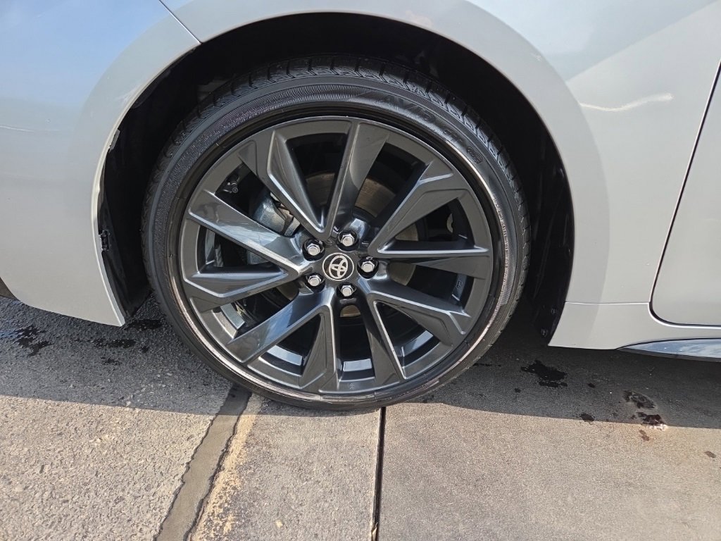 Used 2023 Toyota Corolla SE w/ SE Package image 20