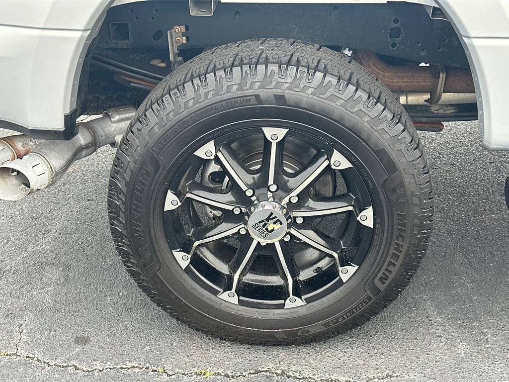 Used 2018 Ford F250 Lariat w/ Lariat Value Package AWD/4WD image 17