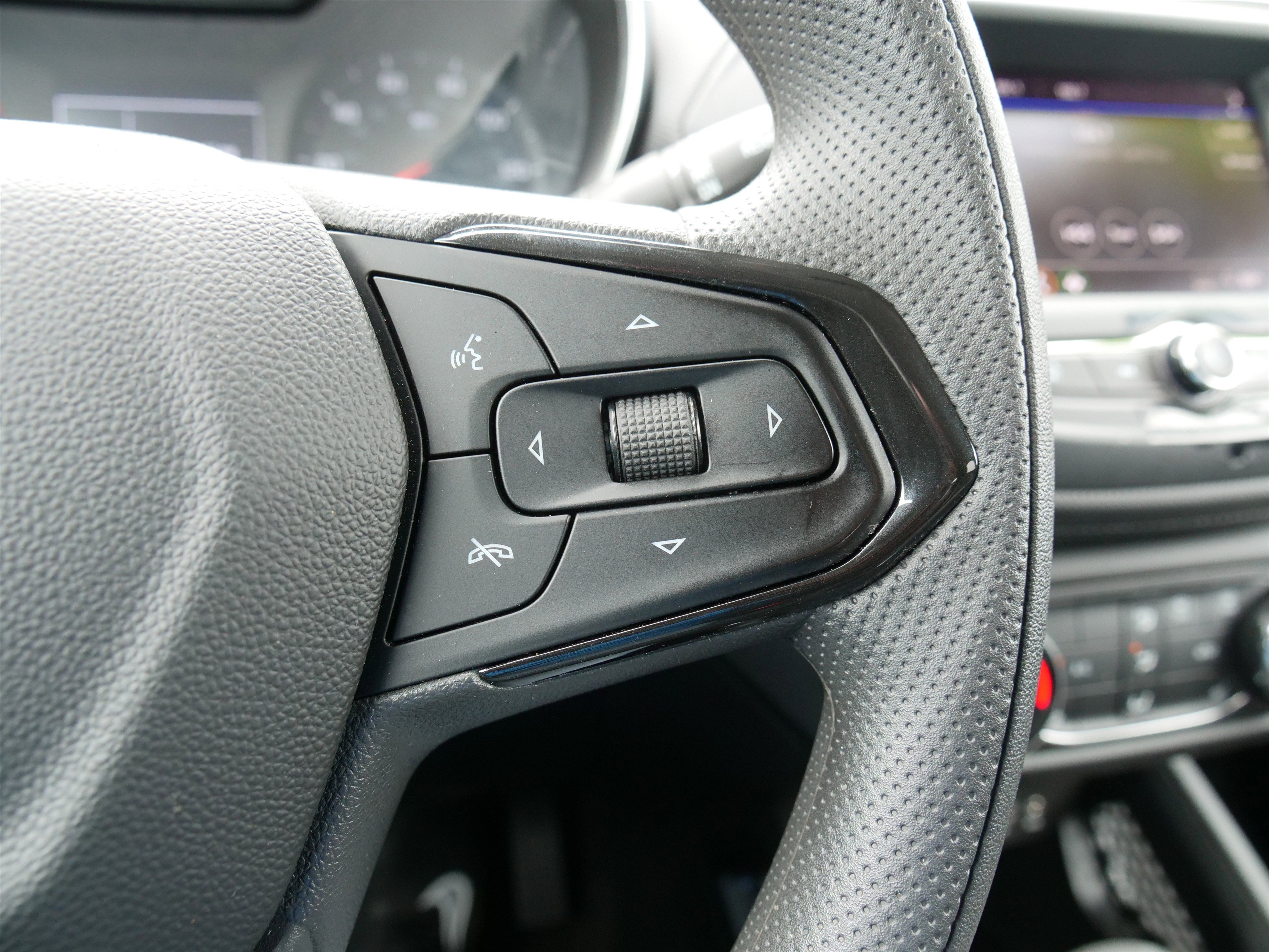 Used 2023 Chevrolet TrailBlazer LT image 20